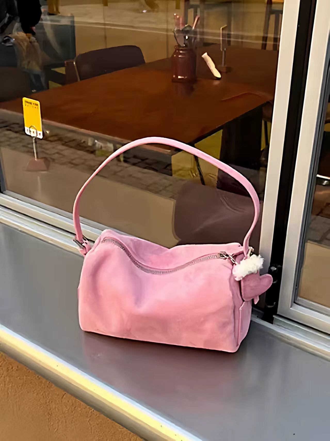 레트로 예술 스타일의 무광 부티 토스티 백, 출퇴근용  - Women'S Young Bags 리뷰 및 가격